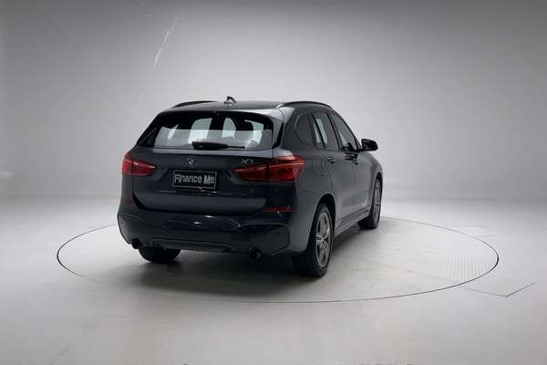 2016 BMW X1 xDrive20d F48 thumb-1