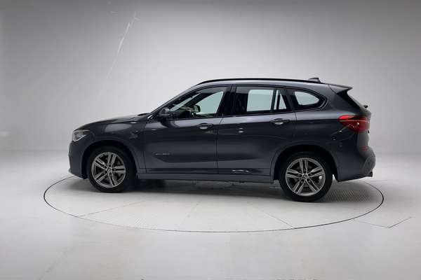 2016 BMW X1 xDrive20d F48 thumb-7