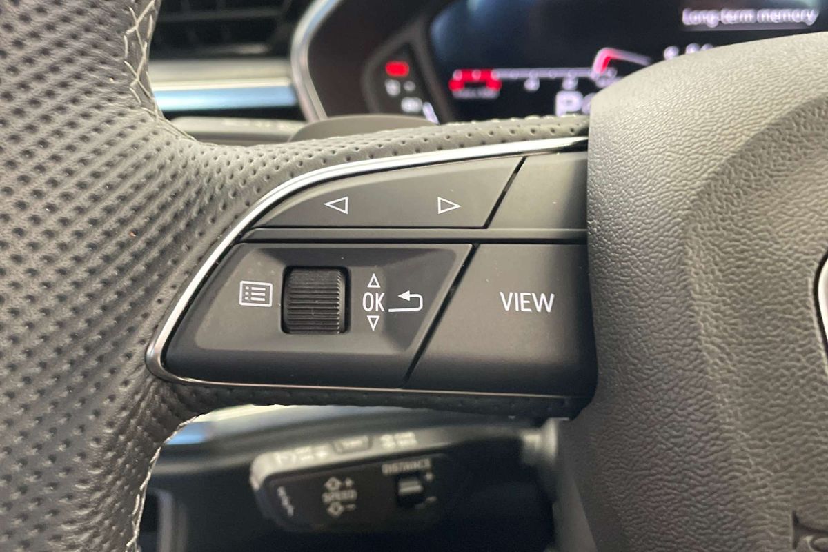 2024 Audi Q3 40 TFSI F3