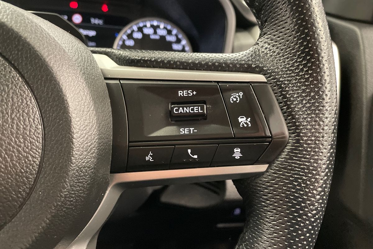 2024 Mitsubishi MV GLS