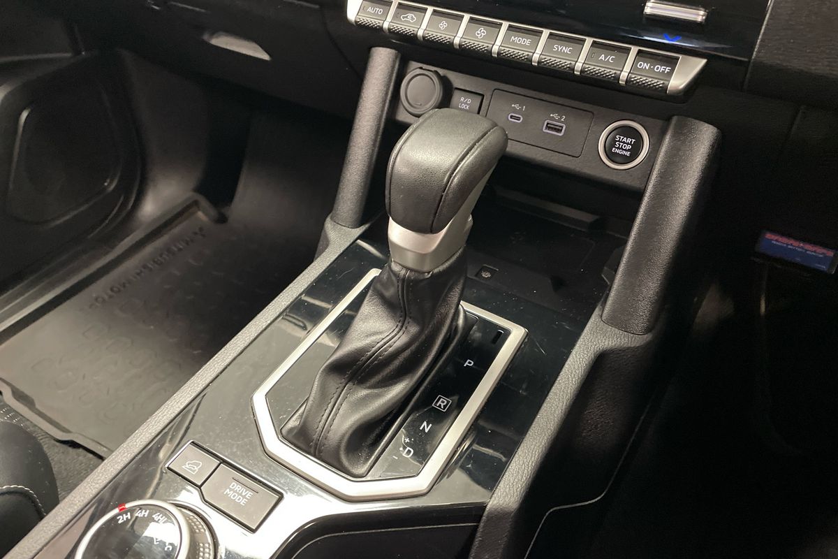 2024 Mitsubishi MV GLS