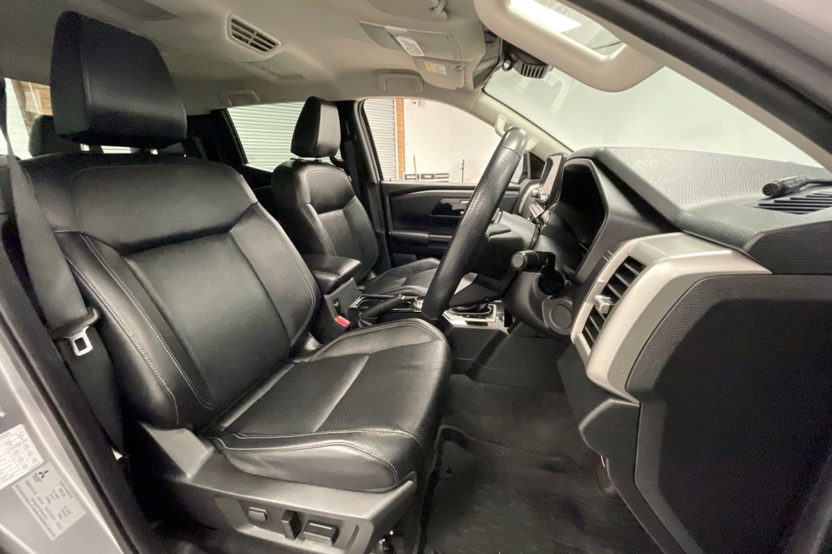 2024 Mitsubishi MV GLS