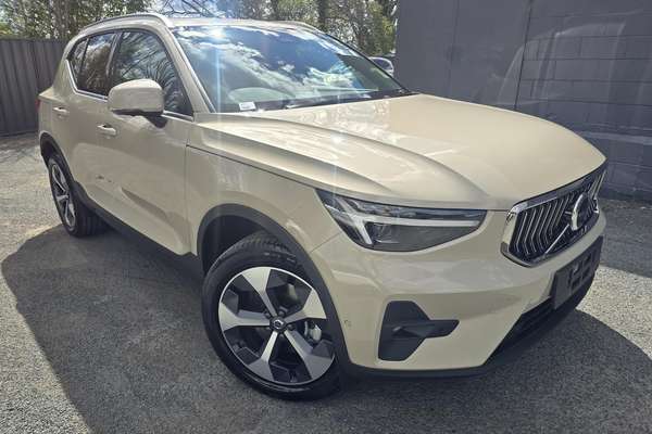 2026 Volvo XC40 Ultra B4 Bright