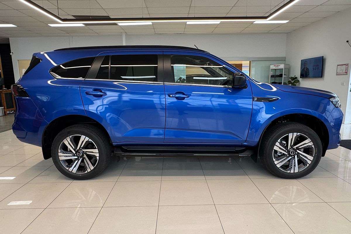 2026 Isuzu MU-X LS-T