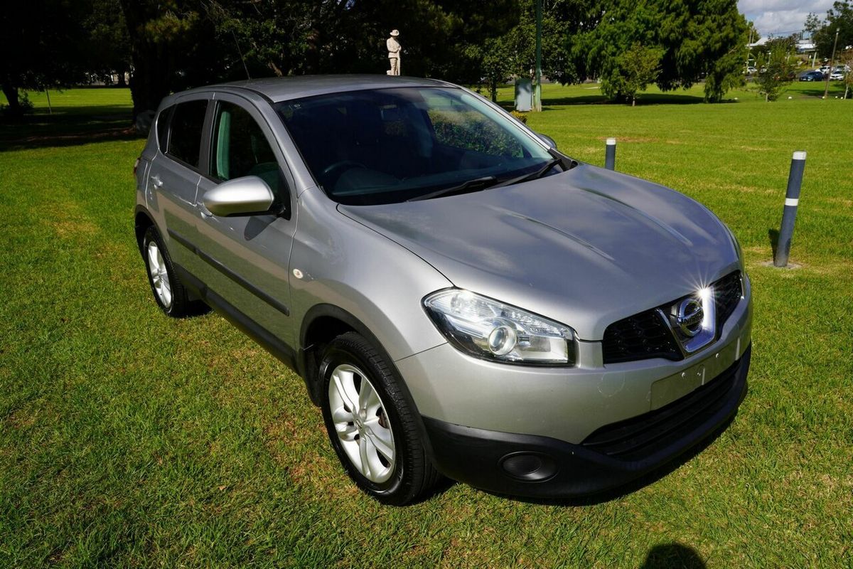 2013 Nissan Dualis Ti J10 Series 3