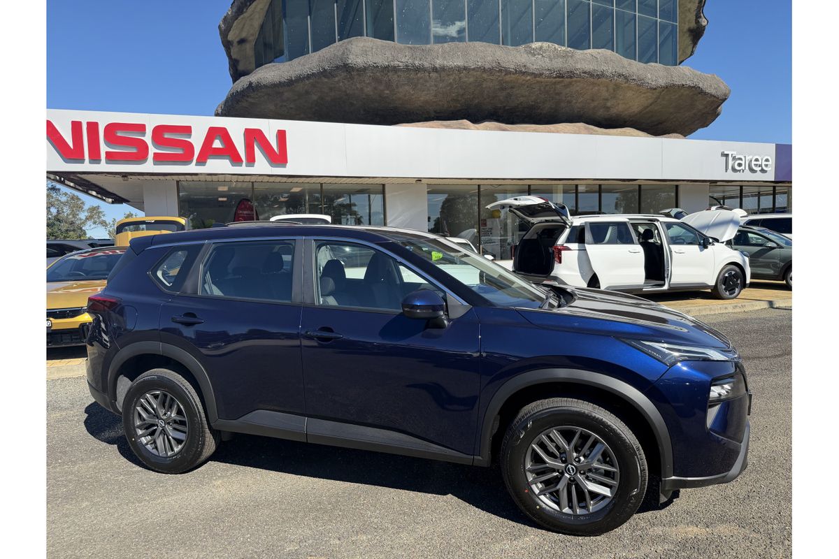2026 Nissan X-TRAIL ST T33
