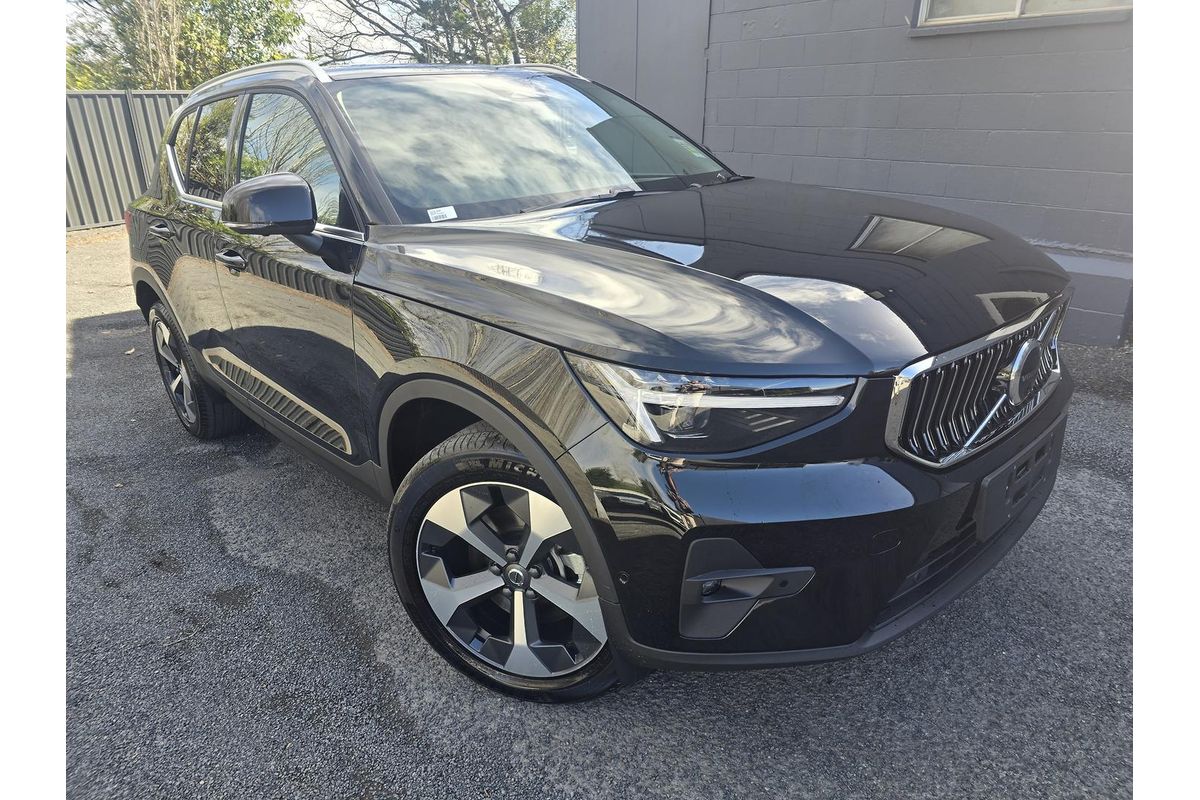 2026 Volvo XC40 Ultra B4 Bright