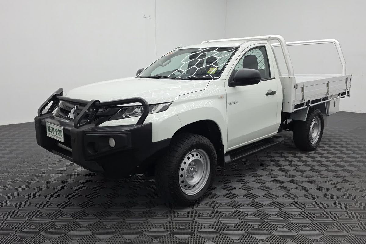 2023 Mitsubishi Triton GLX MR 4X4