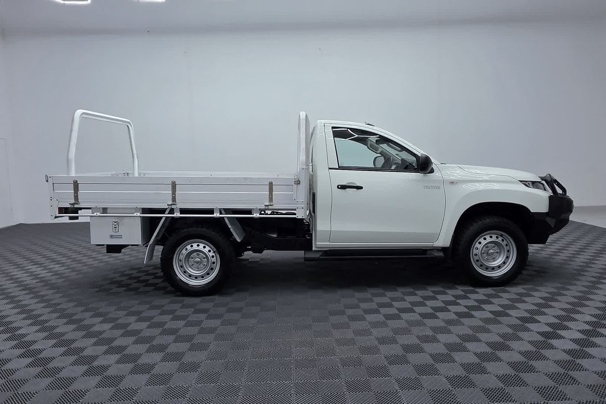 2023 Mitsubishi Triton GLX MR 4X4