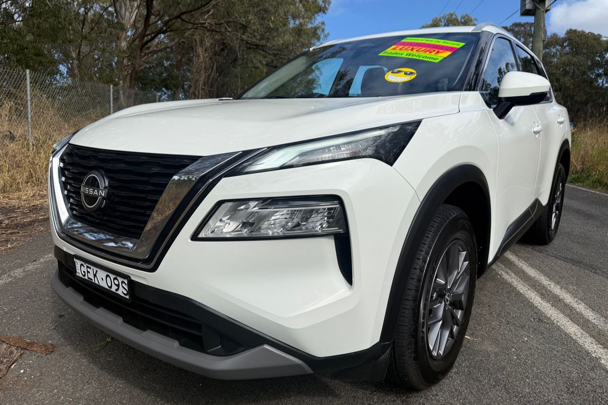 2024 Nissan X-TRAIL ST T33