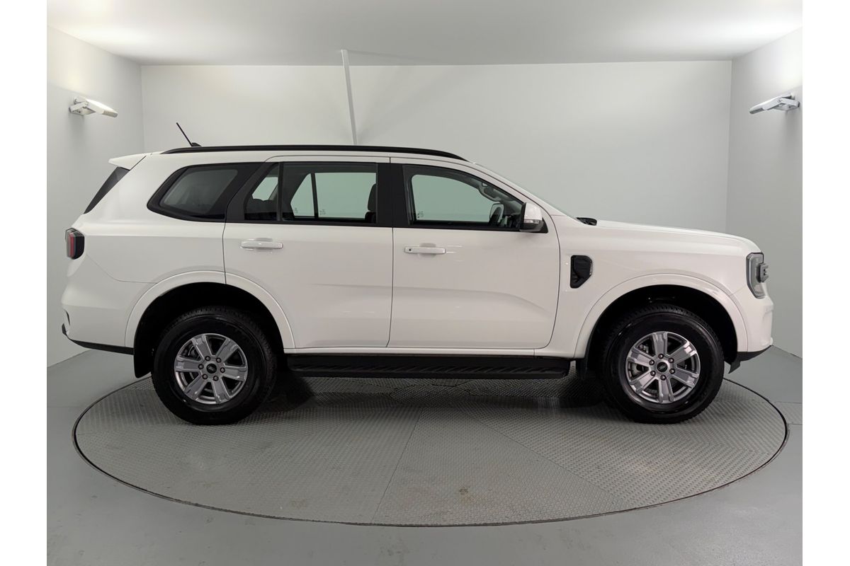 2025 Ford Everest Ambiente 2.0L