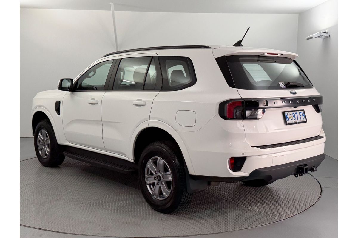 2025 Ford Everest Ambiente 2.0L