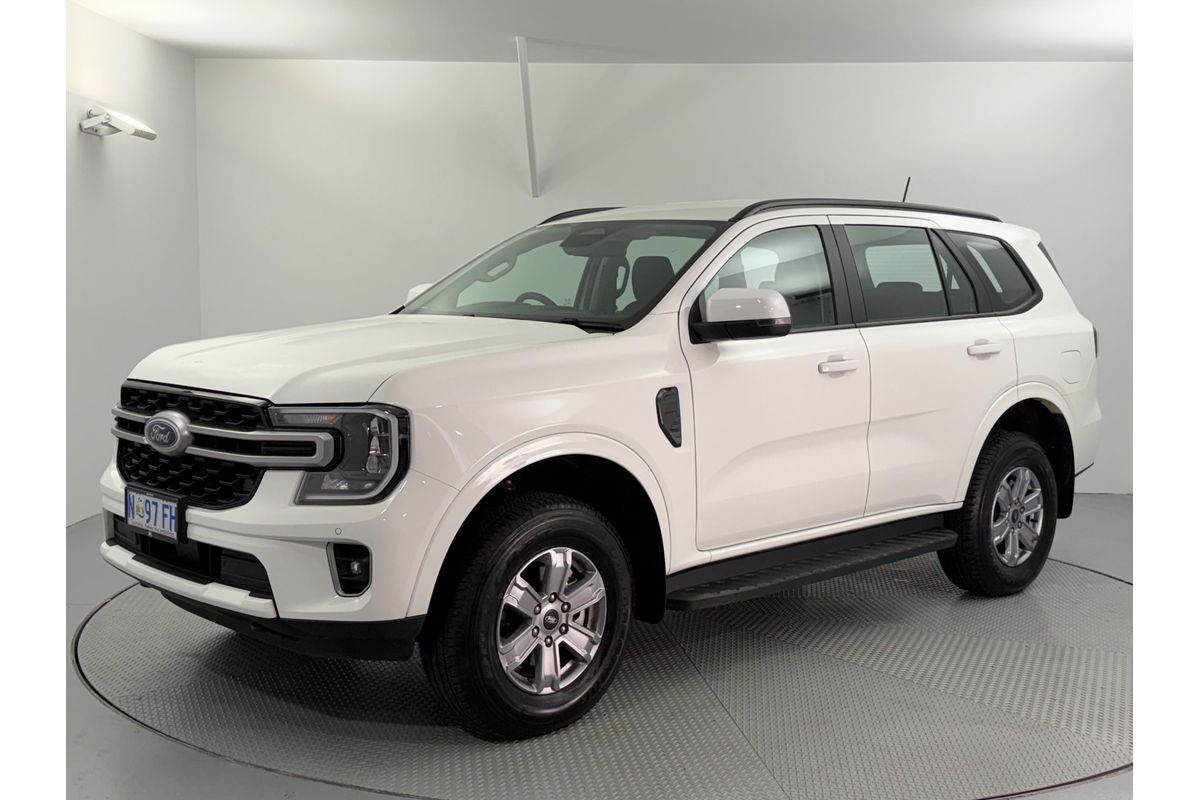 2025 Ford Everest Ambiente 2.0L