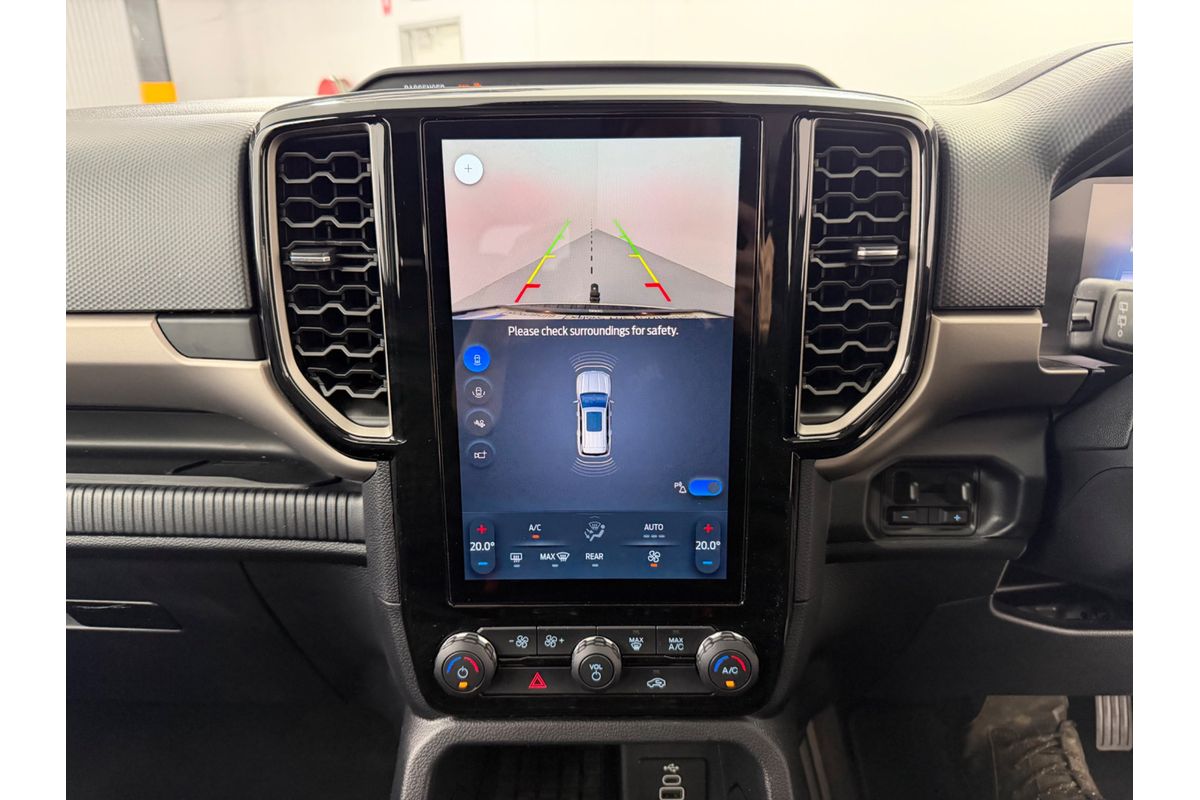 2025 Ford Everest Ambiente 2.0L