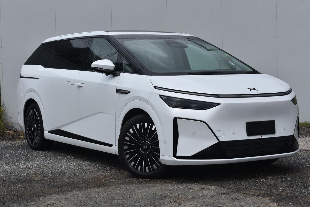 2026 XPENG X9 Performance