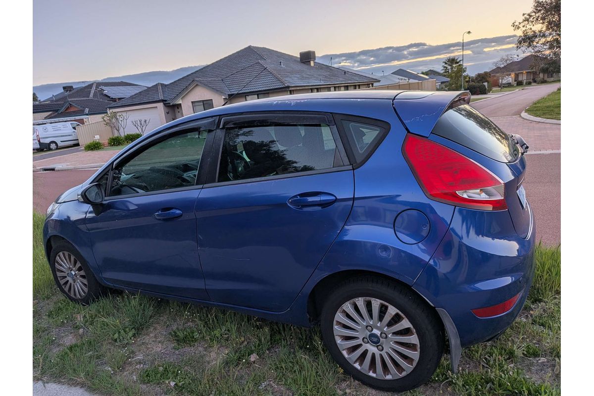 2012 Ford Fiesta LX WT