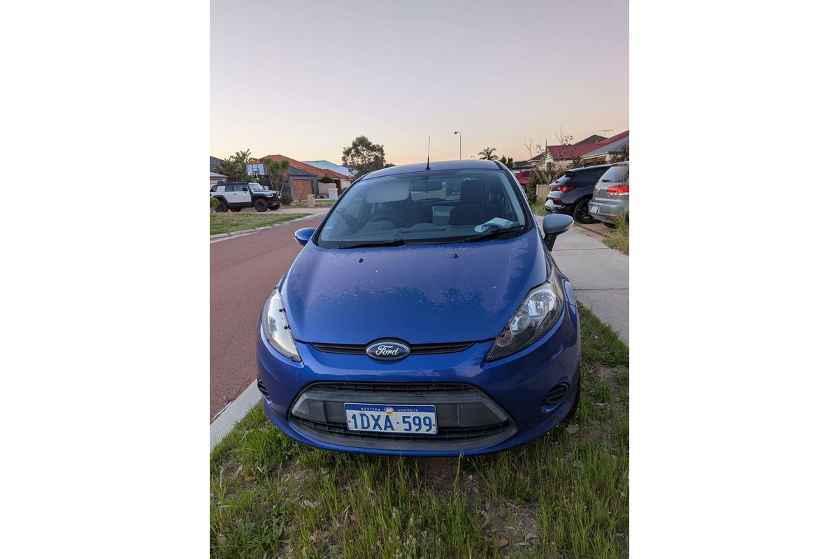 2012 Ford Fiesta LX WT