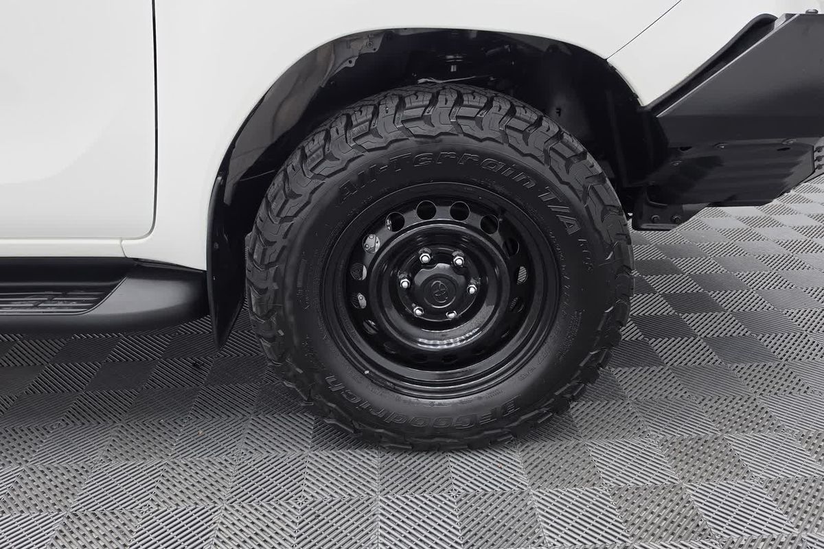 2022 Toyota Hilux SR GUN126R 4X4