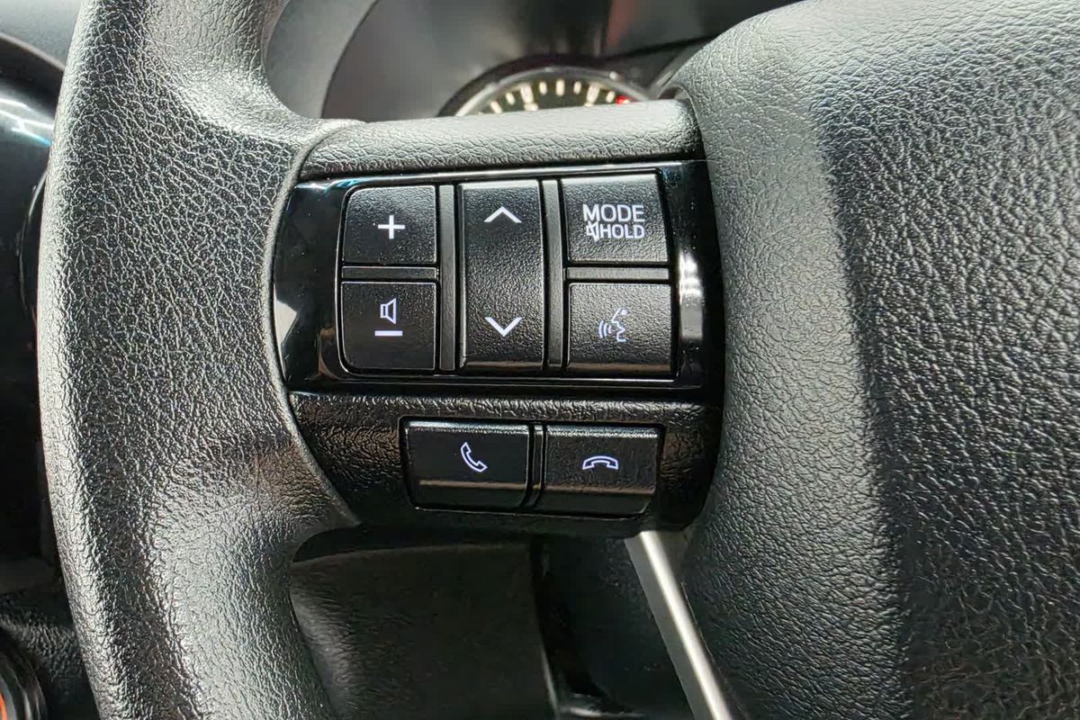 2022 Toyota Hilux SR GUN126R 4X4