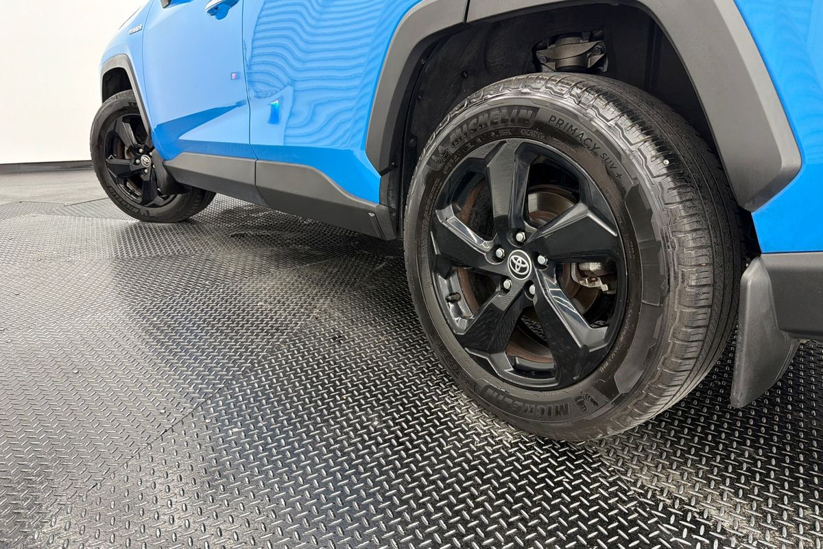 2021 Toyota RAV4 Cruiser AXAH52R