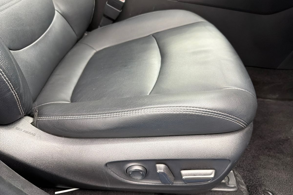 2021 Toyota RAV4 Cruiser AXAH52R