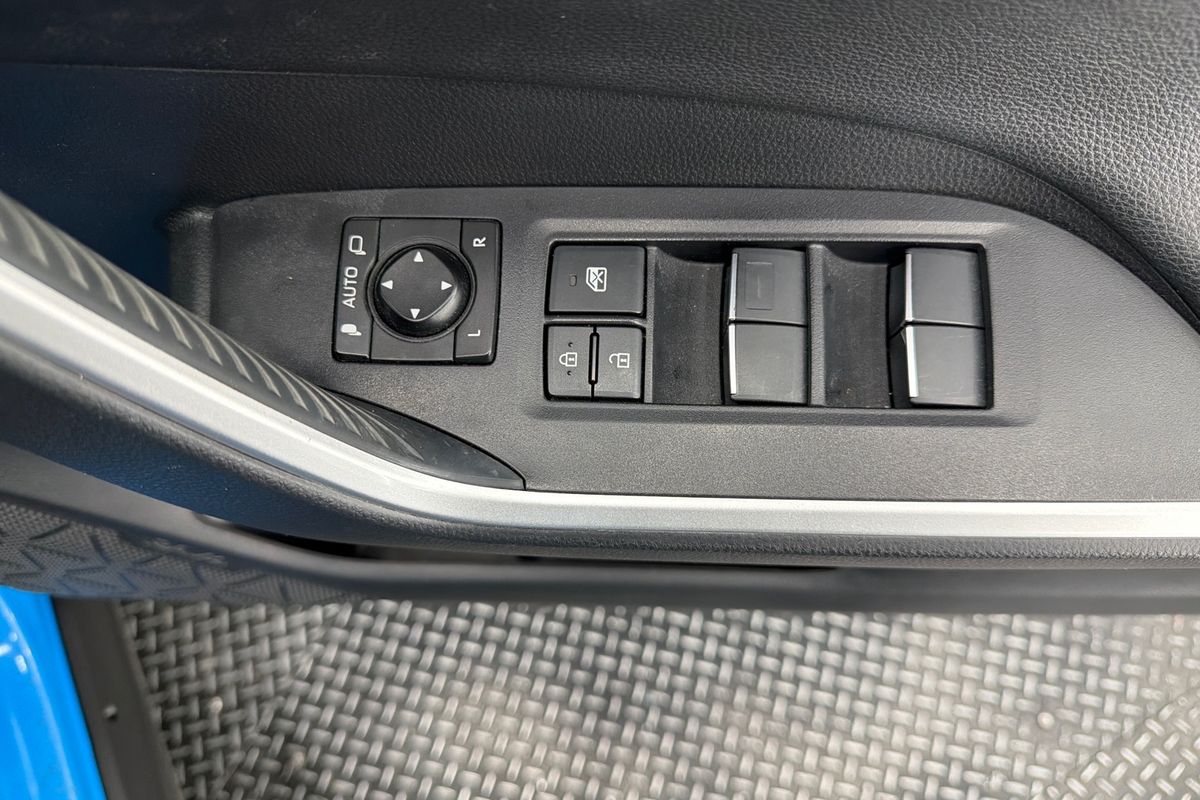 2021 Toyota RAV4 Cruiser AXAH52R