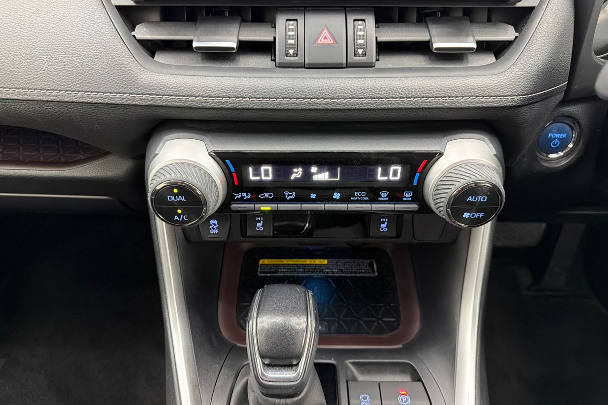 2021 Toyota RAV4 Cruiser AXAH52R