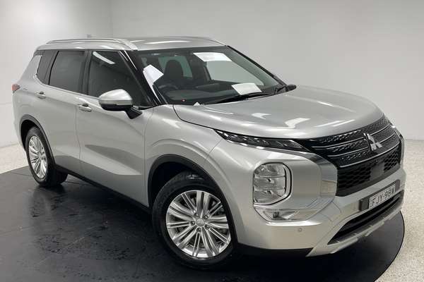 2022 Mitsubishi Outlander LS ZM