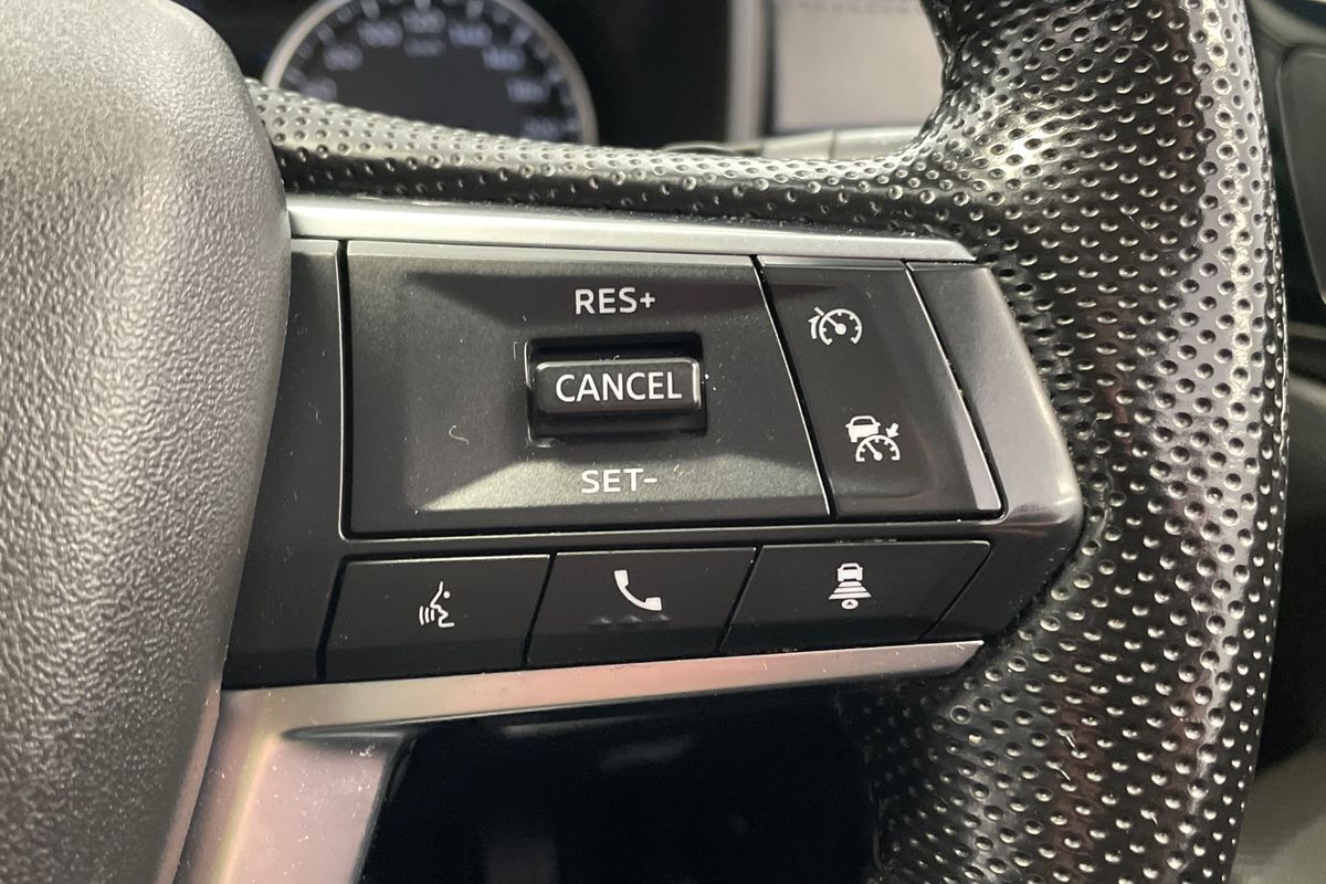 2022 Mitsubishi Outlander LS ZM