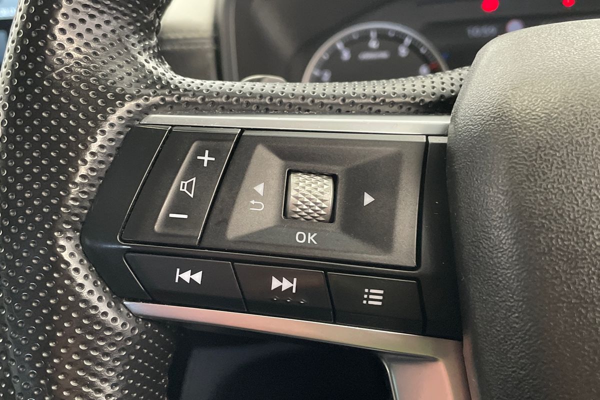2022 Mitsubishi Outlander LS ZM