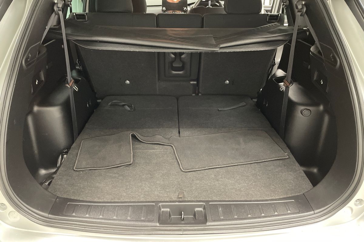 2022 Mitsubishi Outlander LS ZM