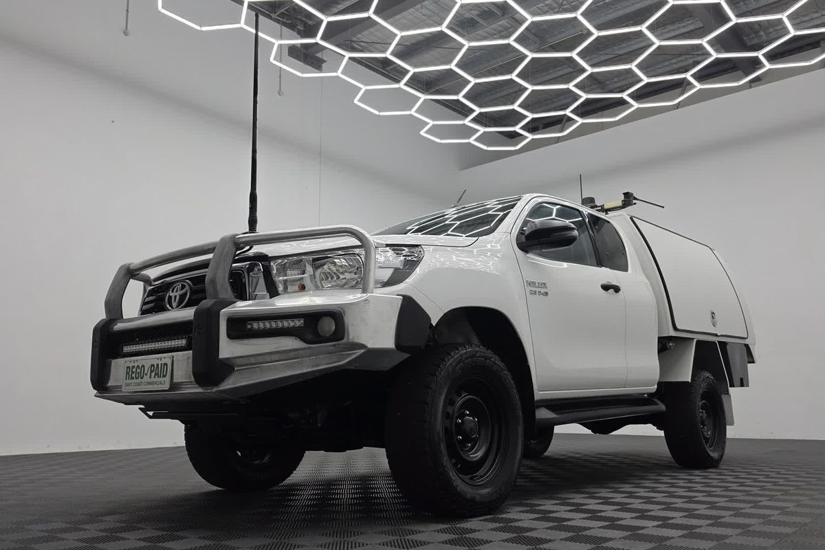 2019 Toyota Hilux SR GUN126R 4X4 image 9