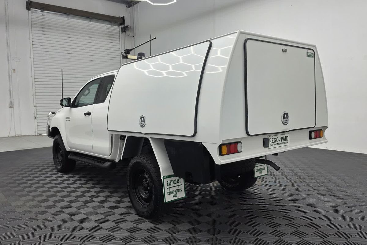 2019 Toyota Hilux SR GUN126R 4X4 image 12