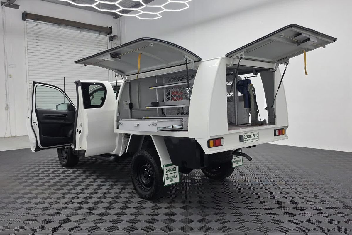 2019 Toyota Hilux SR GUN126R 4X4 image 30