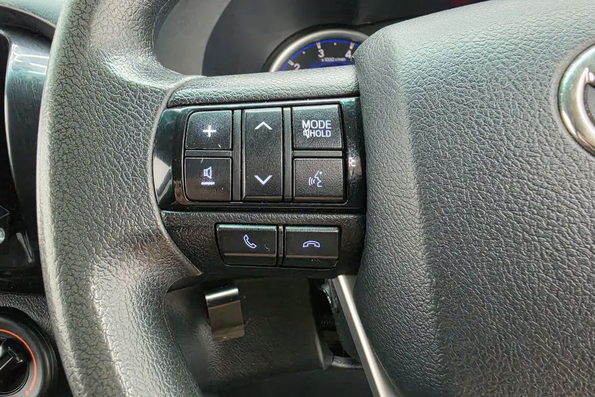 2019 Toyota Hilux SR GUN126R 4X4 image 41