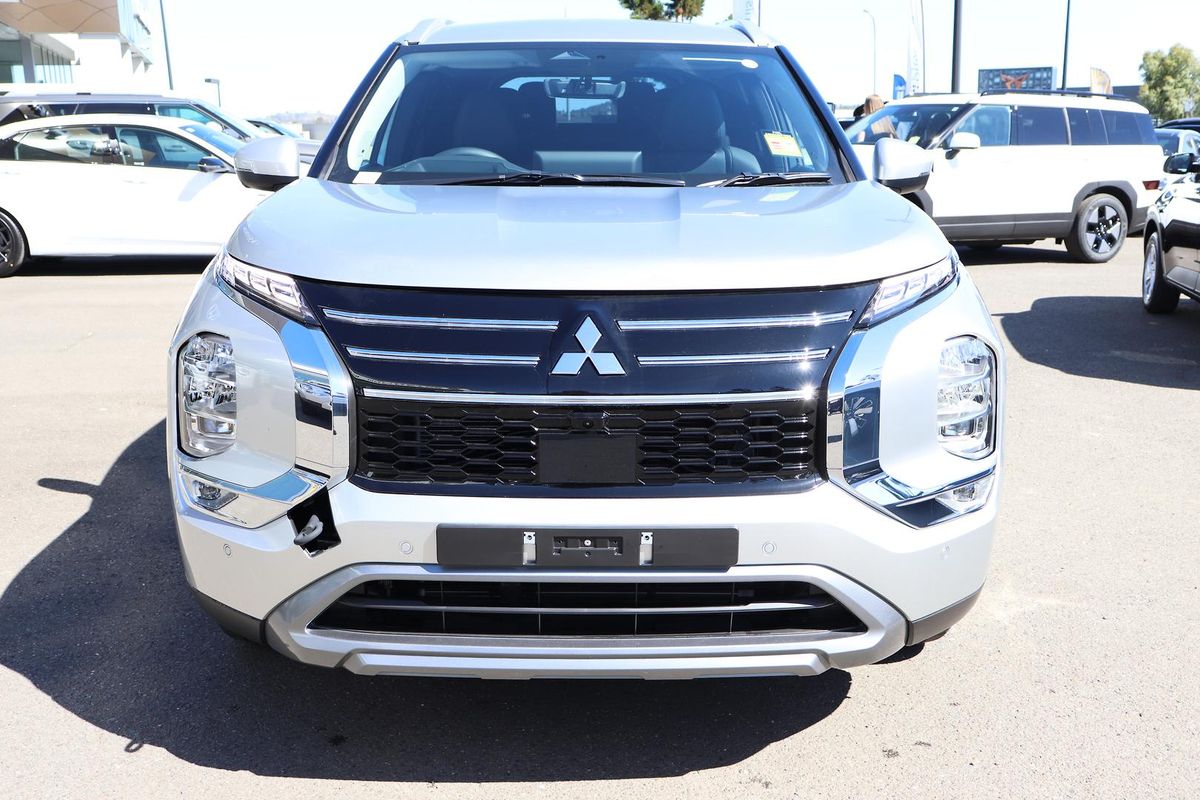 2025 Mitsubishi Outlander Aspire ZM