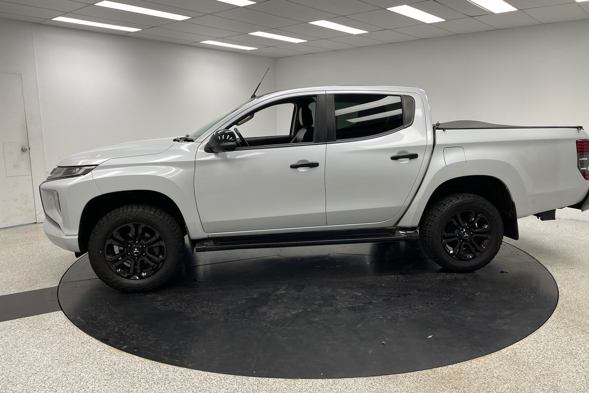 2020 Mitsubishi Triton GSR MR 4X4