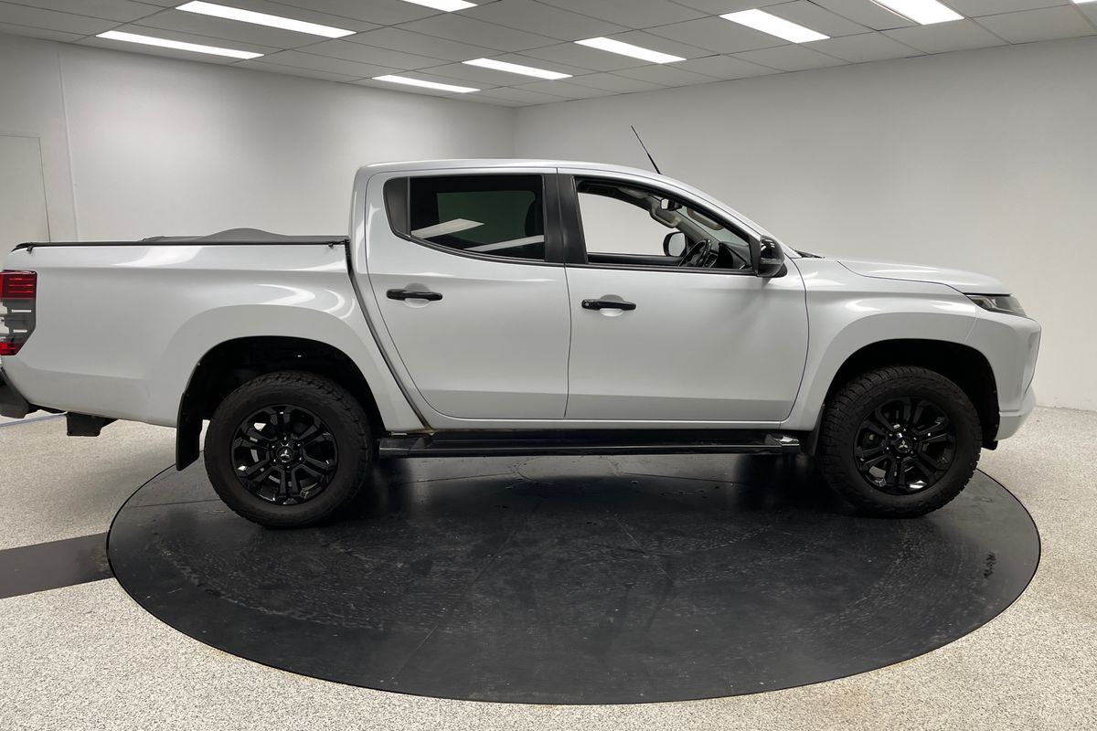 2020 Mitsubishi Triton GSR MR 4X4