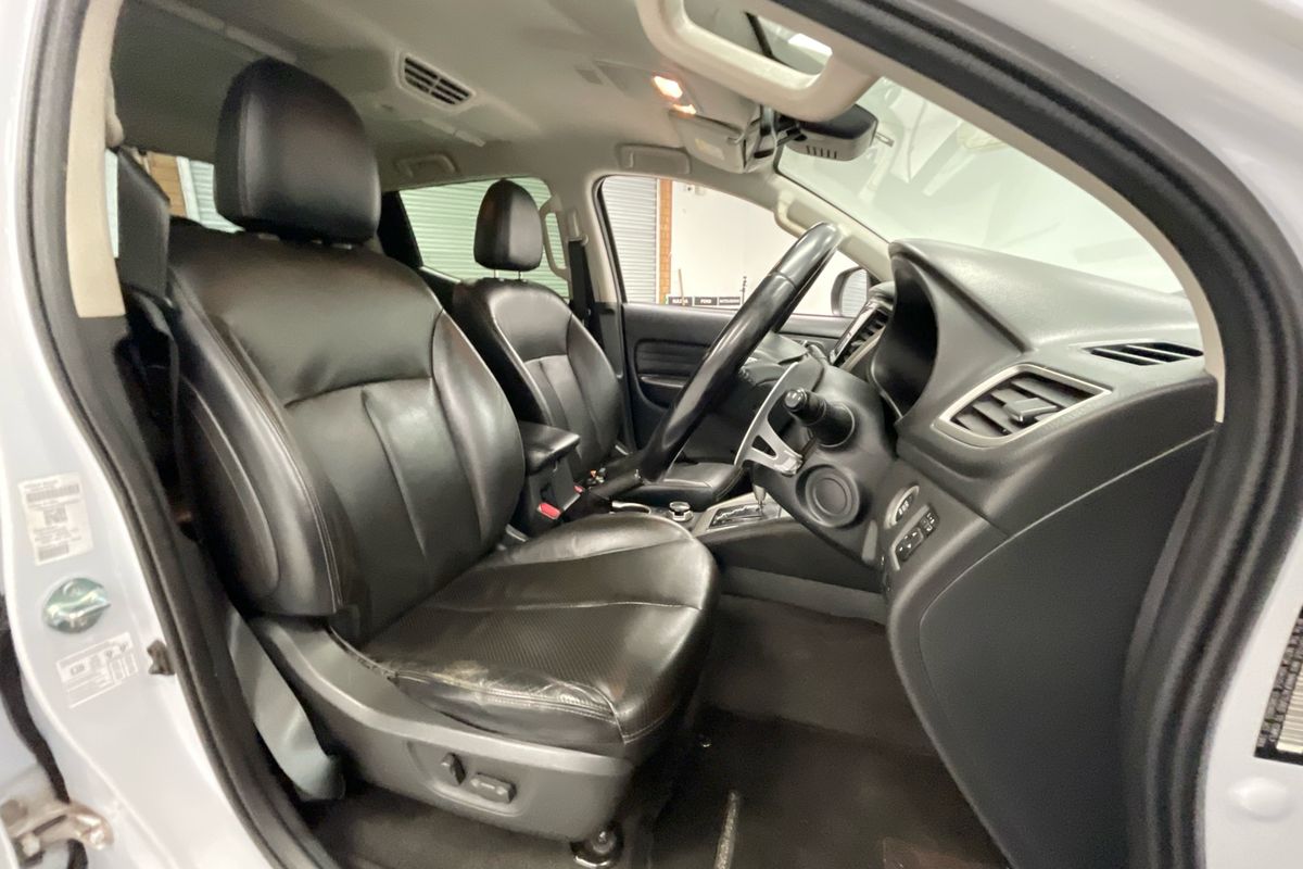 2020 Mitsubishi Triton GSR MR 4X4