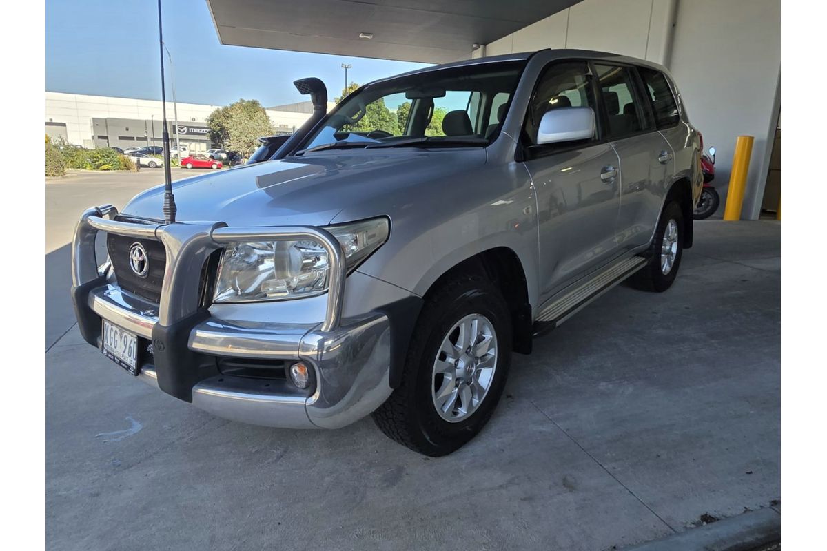 2009 Toyota Landcruiser GXL VDJ200R image 3
