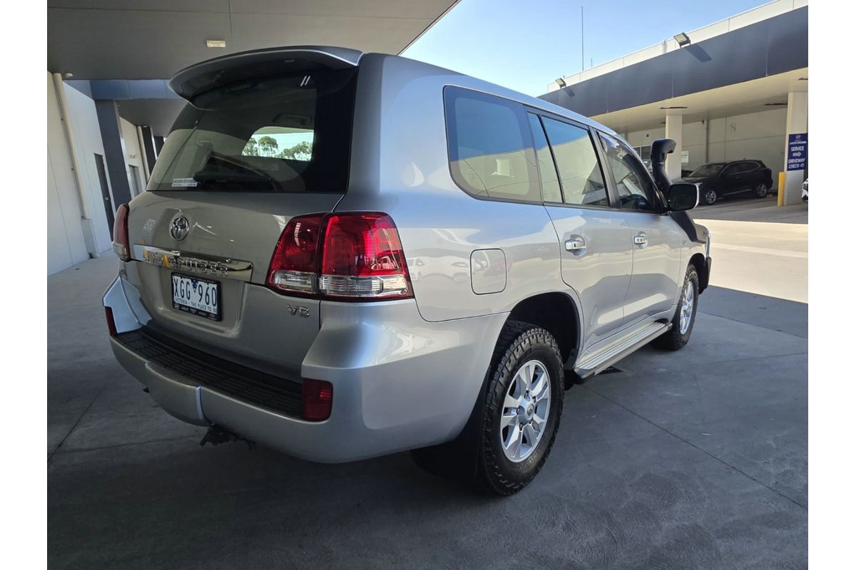 2009 Toyota Landcruiser GXL VDJ200R image 7