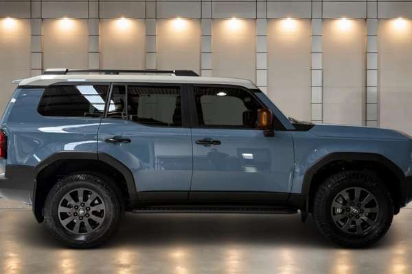 2024 Toyota Landcruiser Prado Altitude GDJ251R