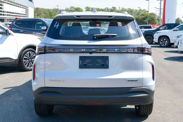 2026 Chery Tiggo 4 Hybrid Urban thumb-6