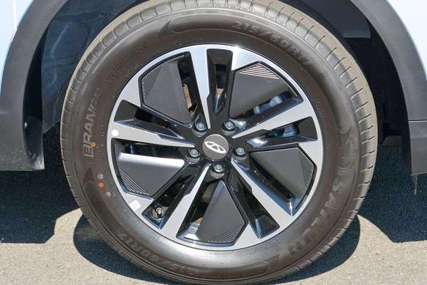 2026 Chery Tiggo 4 Hybrid Urban thumb-3