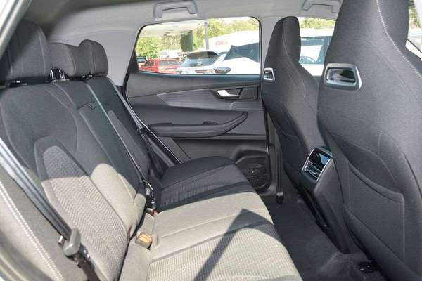 2026 Chery Tiggo 4 Hybrid Urban thumb-8