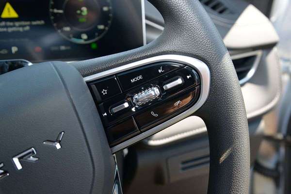 2026 Chery Tiggo 4 Hybrid Urban thumb-13