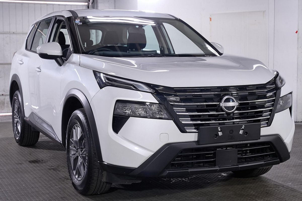 2026 Nissan X-TRAIL ST T33