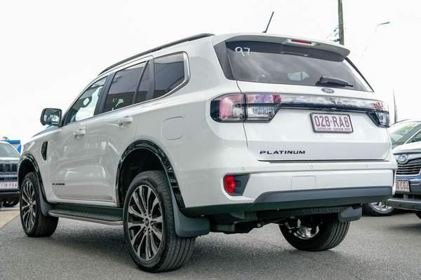 2026 Ford Everest Platinum 3.0L thumb-4