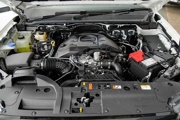 2026 Ford Everest Platinum 3.0L thumb-7