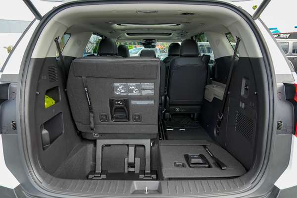2025 Kia Carnival GT-Line HEV KA4 PE thumb-19